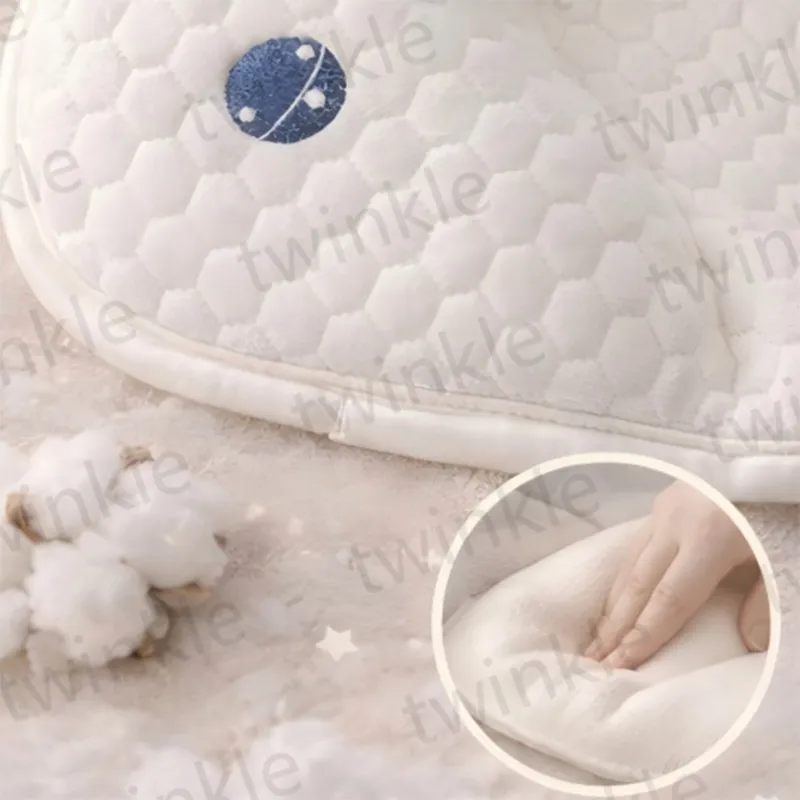 Анатомическая подушка «Облачко» для младенцев (2)